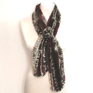 Il Fait Froid Rabbit Fur Pull Through Scarf